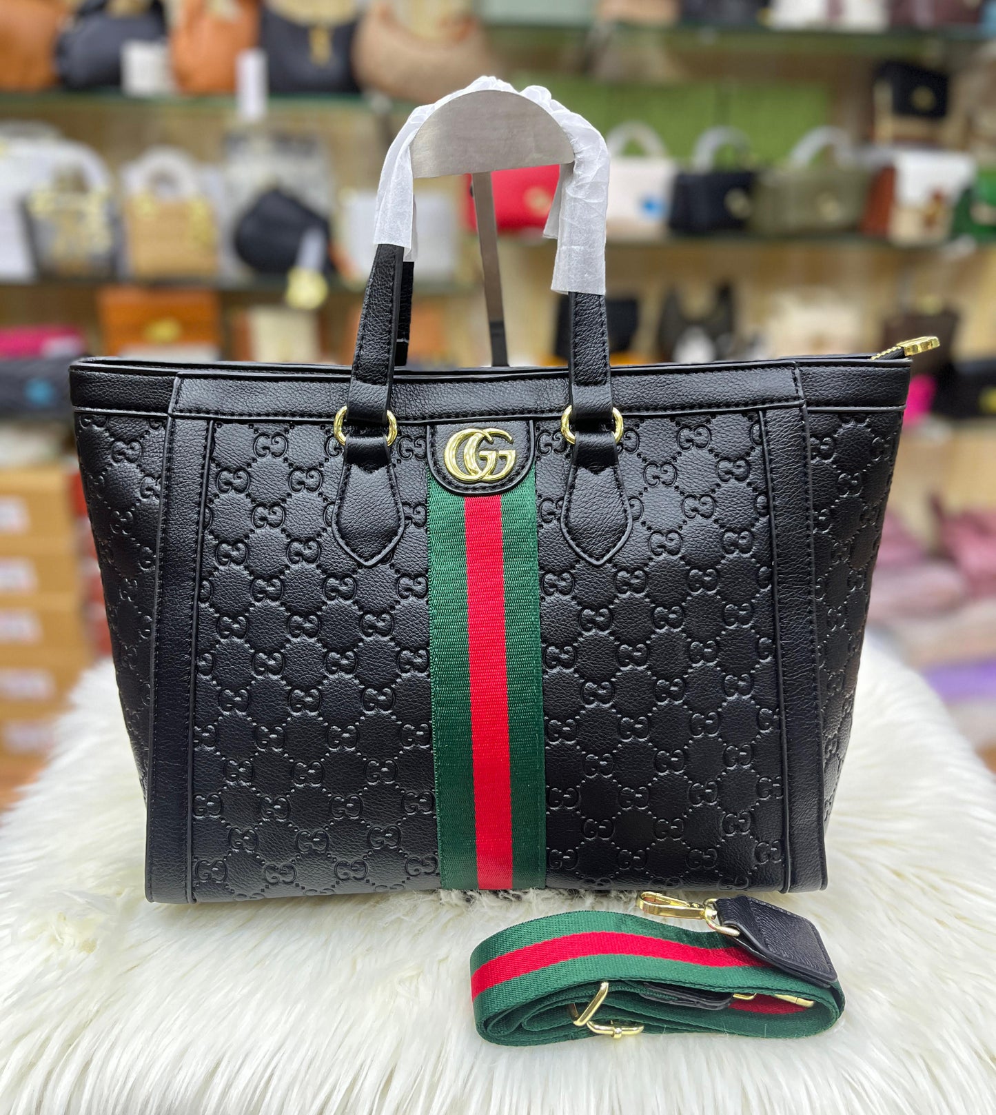 GUCCI SOFT LEATHER TOTE BAG – Women Bag (Black)