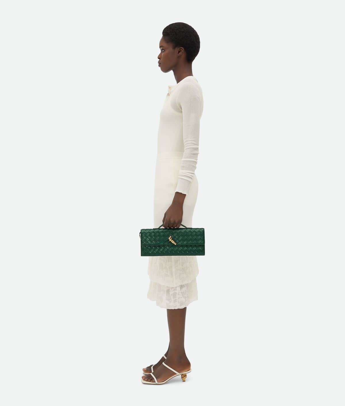 Bottega Veneta Andiamo Clutch Bag – 31cm (Green)