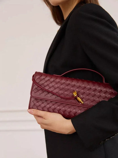 Bottega Veneta Andiamo Clutch Bag – 31cm (Maroon)