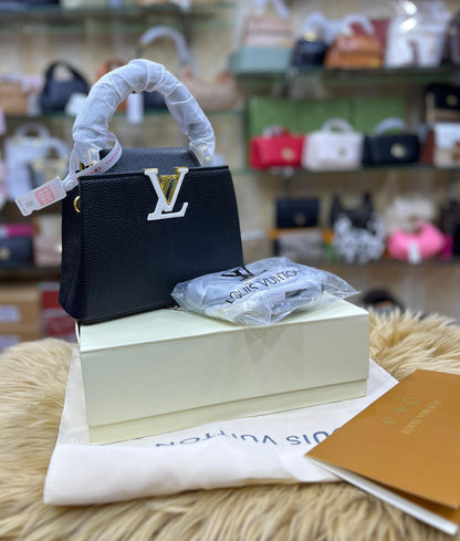 LOUIS VUITTON Capucines Mini – Women Bag (Black)