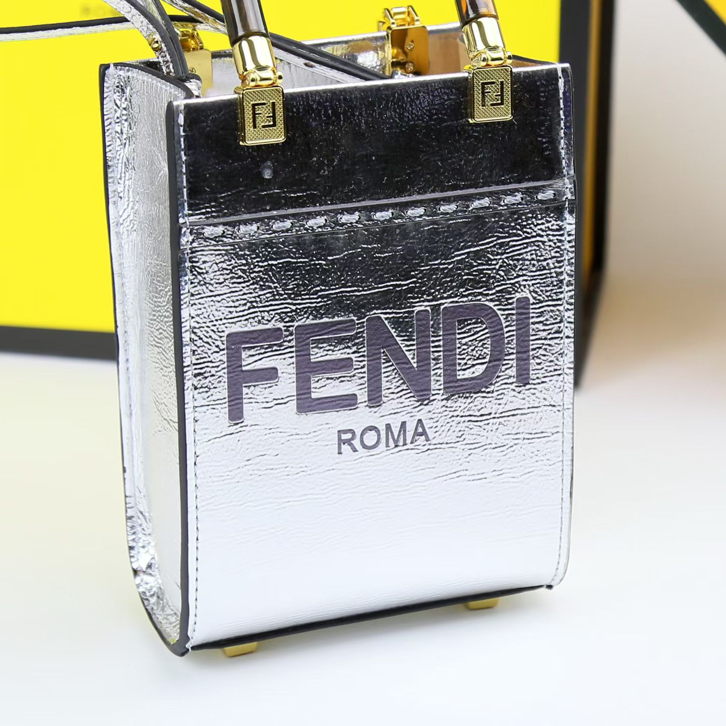FENDI – Luxury Leather Women Bag (Silver)
