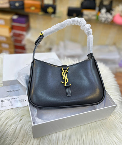 SAINT LAURENT LE 5 À 7 – Women Hobo Shoulder Bag (Black)
