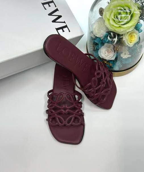 L-O-E-W-E Inspired Petal Anagram Women Slide – Premium Edition (Maroon)