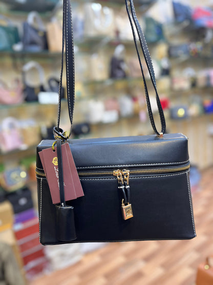 LORO PIANA EXTRA BAG L27 – Women Bag | Smooth Calfskin Luxury Shoulder Bag (Black)