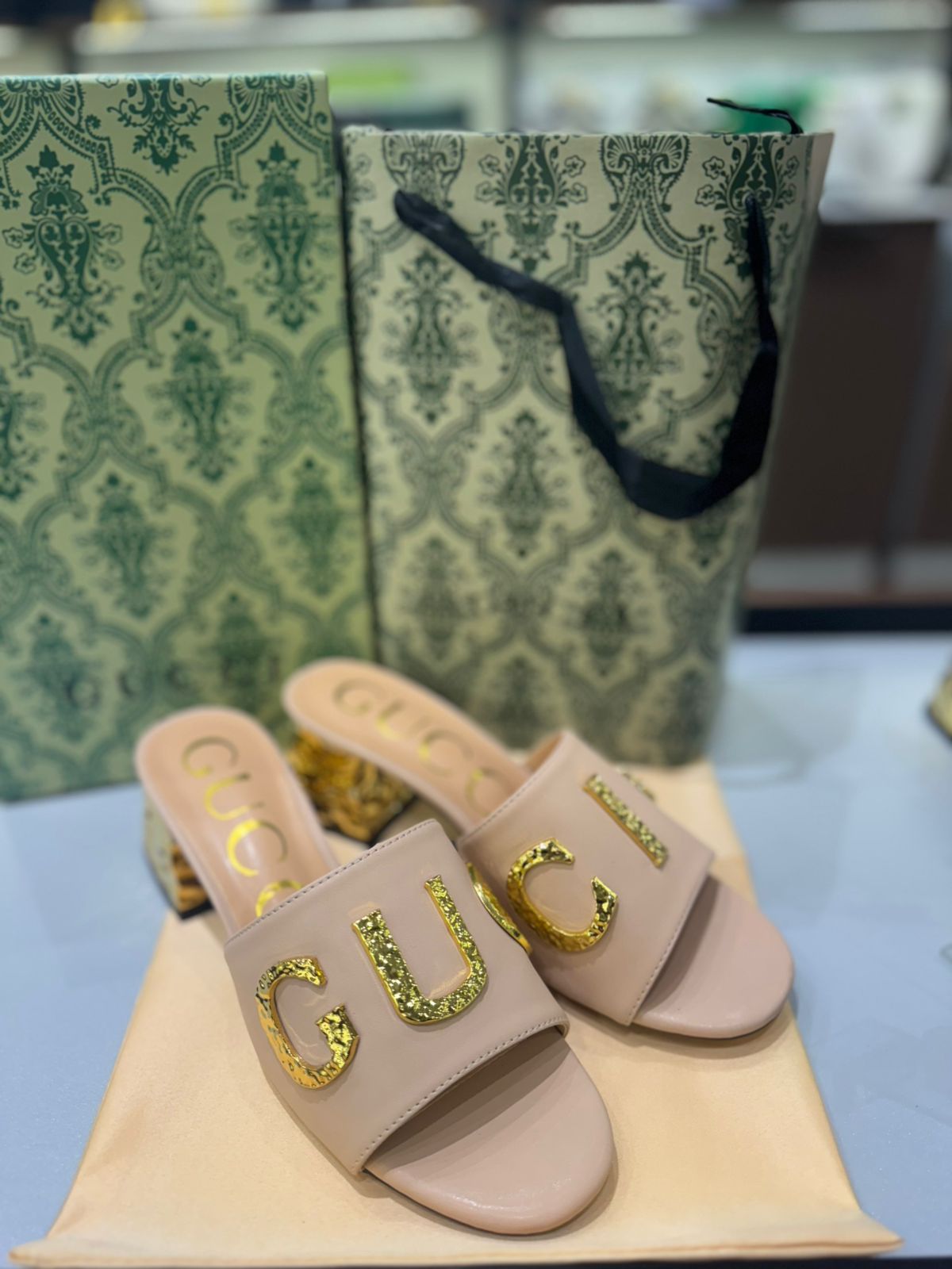 GUCCI Heeled Sandals with Gold-Tone Logo – Premium Quality (Beige Golden)