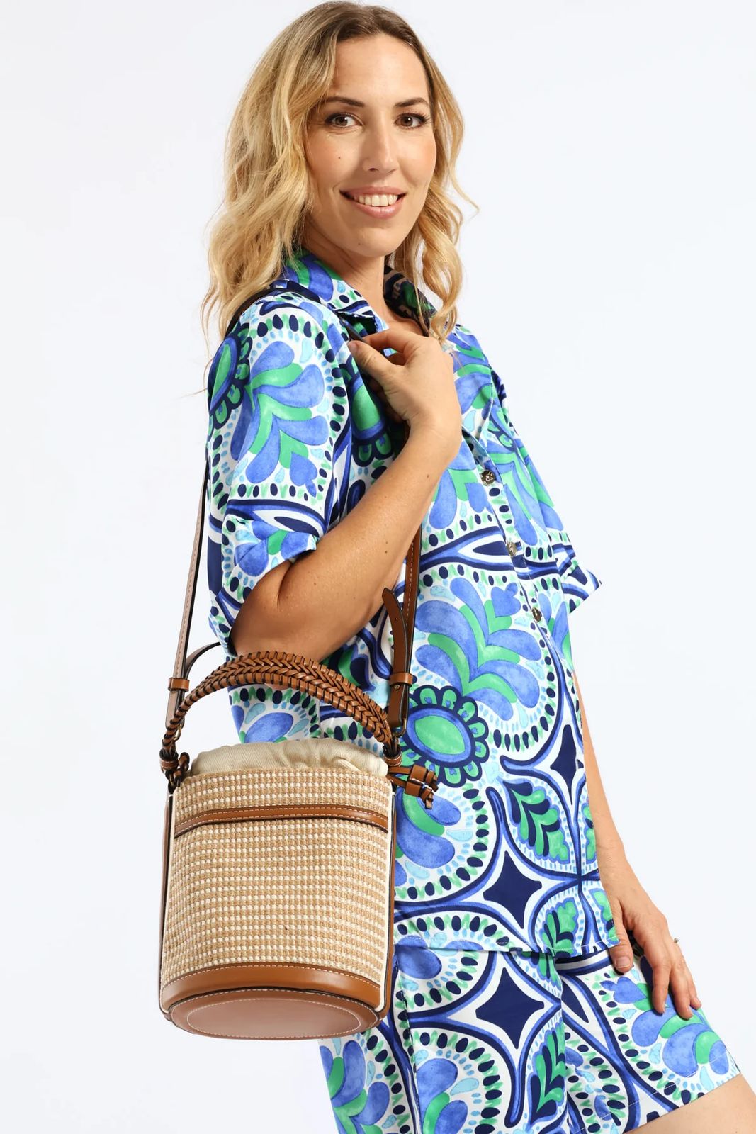 Z-A-R-A Braided Handle Bucket Women Bag – Casual Chic Edition (Beige)