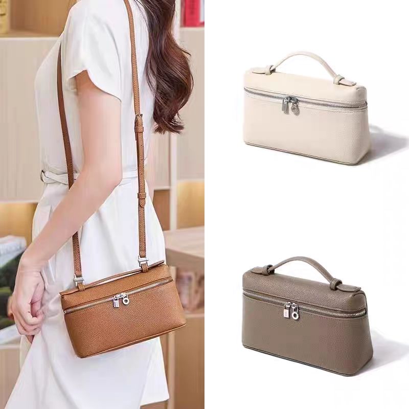 LORO PIANA Extra Pocket L19 Handbag (Brown)