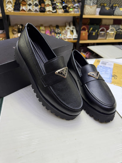 PRADA PREMIUM GENTS SHOES – Luxury Footwear (Black)