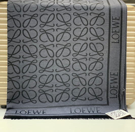 L-O-E-W-E New Design Scarf – Official Model | Grey
