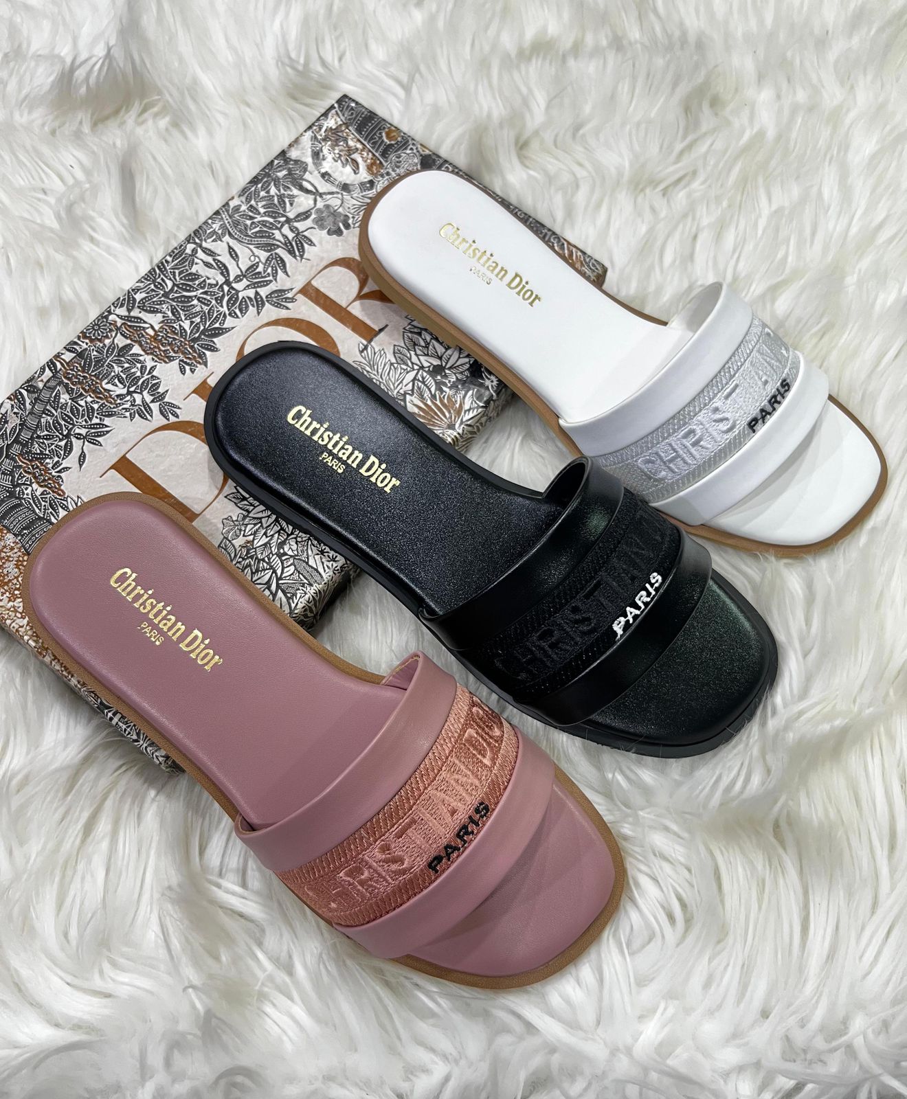 D-I-O-R Flats – Easy & Comfortable Women Footwear | Pink