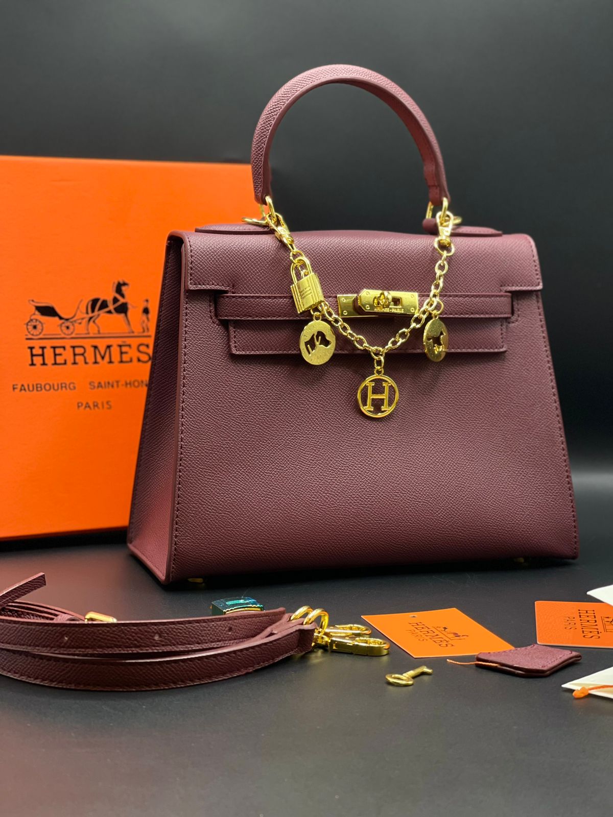H-E-R-M-È-S Kelly Luxury Structured Top Handle Women Bag With Charm – Premium Edition (Pink-2)