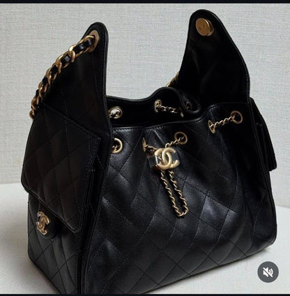 C-H-A-N-E-L 25 Hobo Women Bag – Effortless Chic Edition (Black)