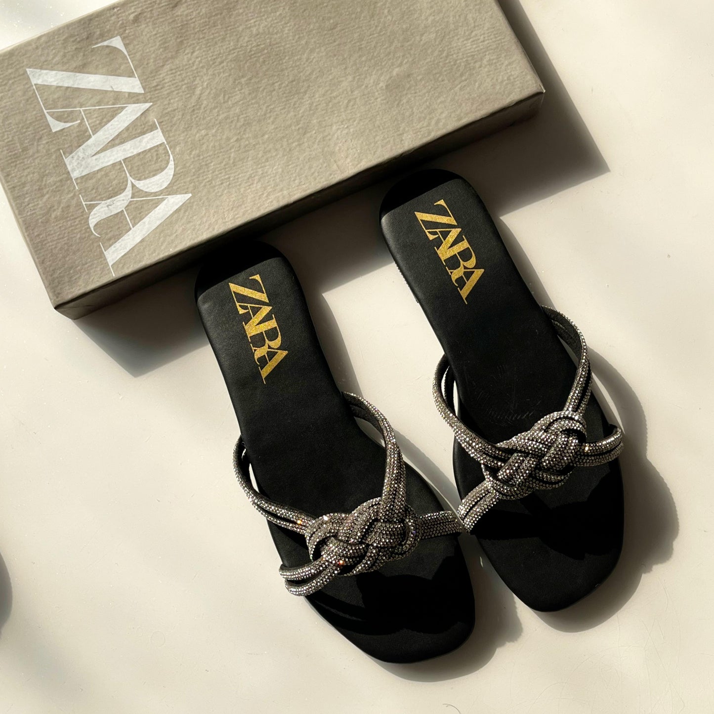 Z-A-R-A Inspired Flat Mesh Slippers – Premium Women Footwear (Black)