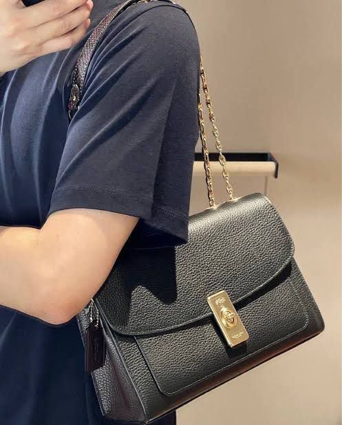 C-O-A-C-H Elegant Women Handbag – Luxury Edition with Full Brand Packaging (Black)