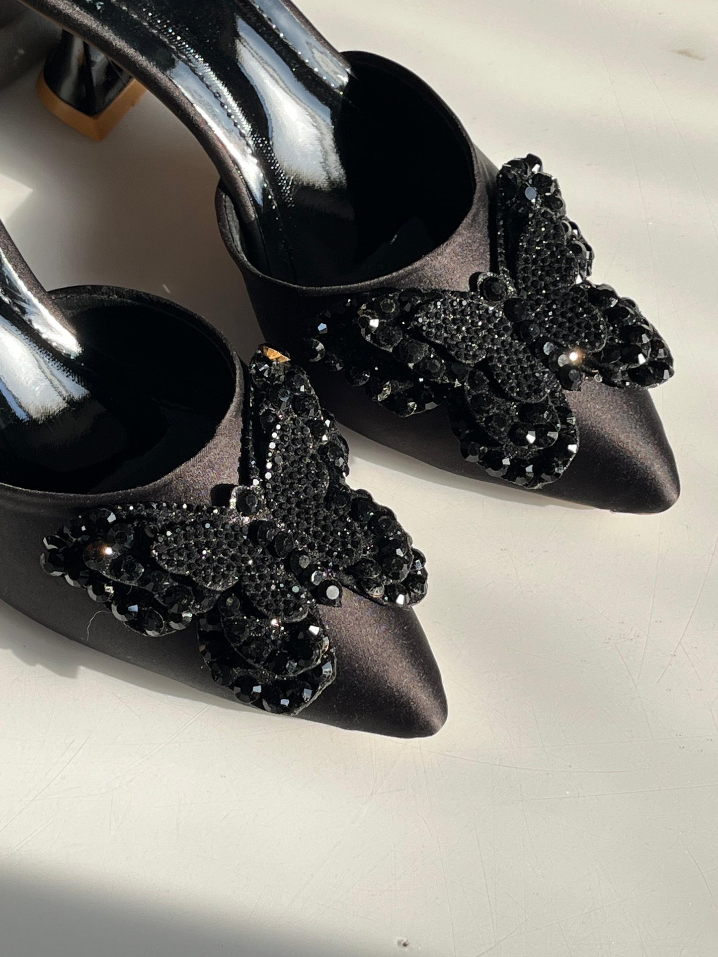 C-H-A-R-L-E-S & K-E-I-T-H Women Heels – Elegant Collection (Black)