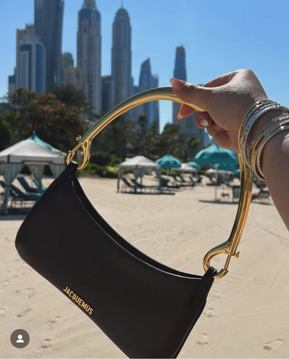 J-A-C-Q-U-E-M-U-S Le Bisou Mousqueton Women Bag – Luxury Edition (Black)