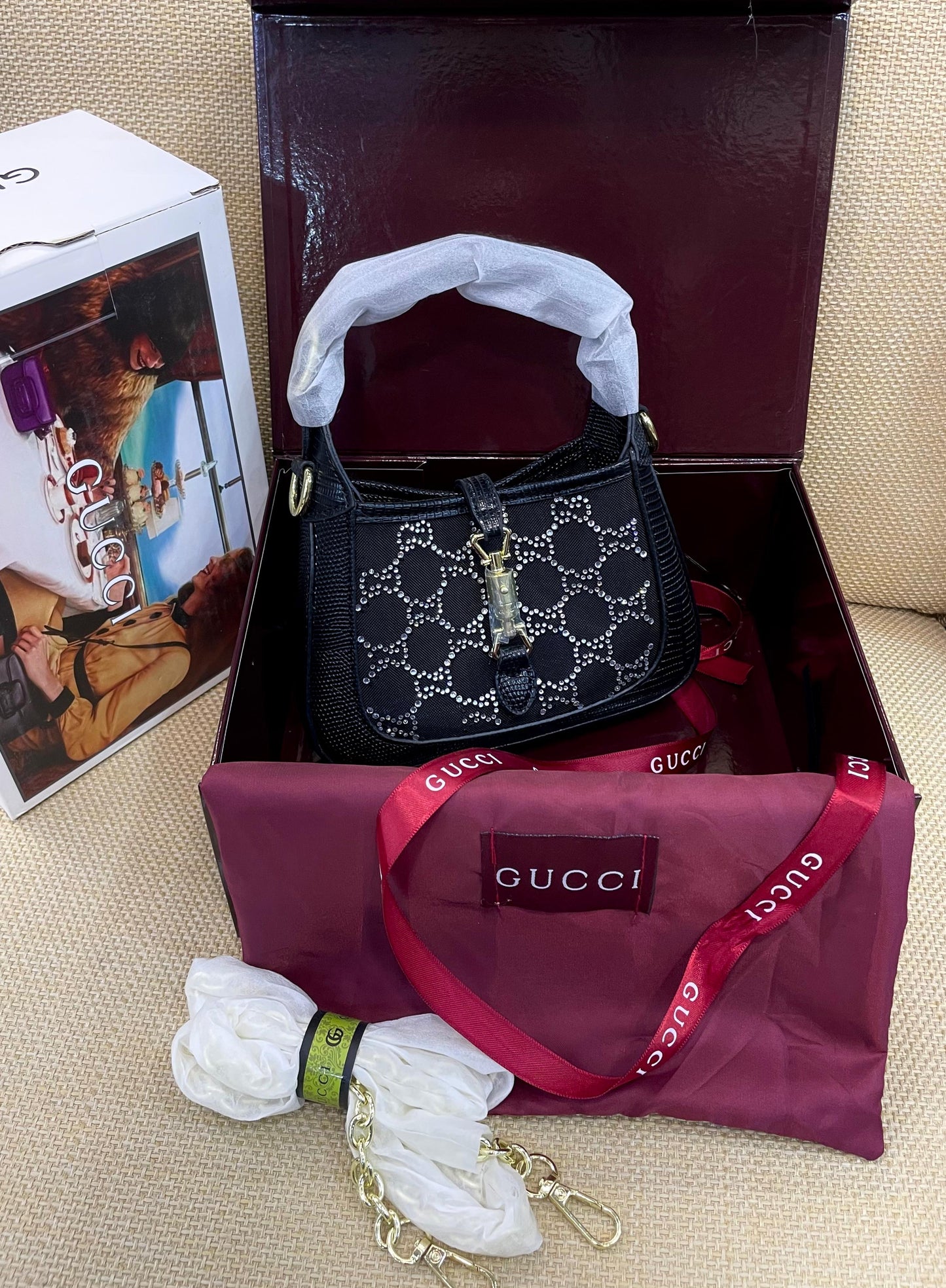 G-U-C-C-I Jackie Notte Crossbody Women Bag – Premium Class Edition (Black-2)