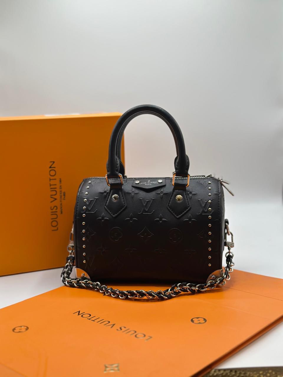 L-O-U-I-S V-U-I-T-T-O-N Speedy Trunk 20 – Premium Women Bag (Black)