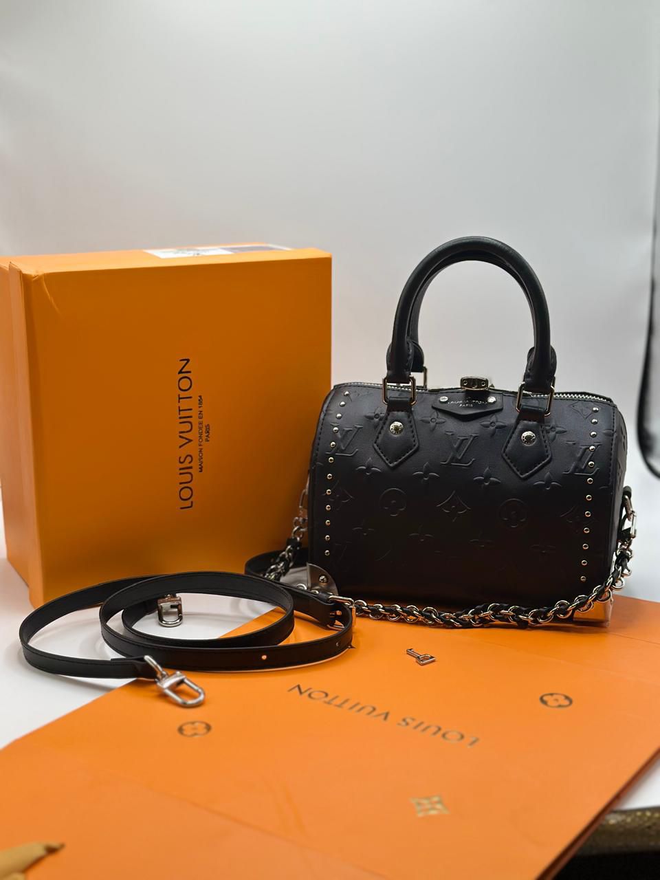 L-O-U-I-S V-U-I-T-T-O-N Speedy Trunk 20 – Premium Women Bag (Black)