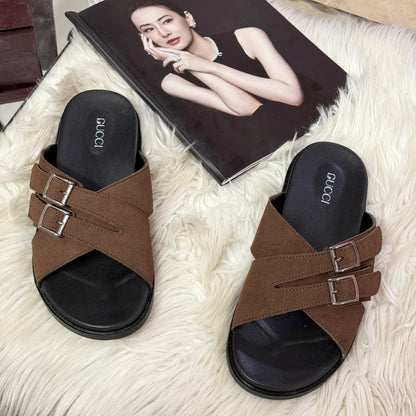 G-U-C-C-I Unisex Slippers – Stylish Comfort Edition (Brown)