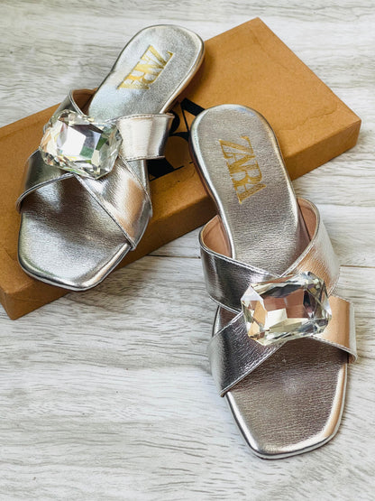 Z-A-R-A Stone Flats – Elegant Women Footwear (Silver)