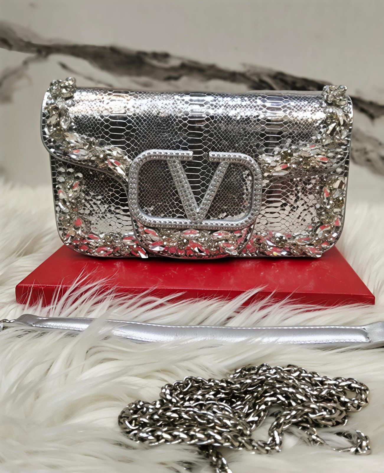 V-A-L-E-N-T-I-N-O G-A-R-A-V-A-N-I Locò Small Crossbody Women Bag – Crystal Edition (Silver Design-1)