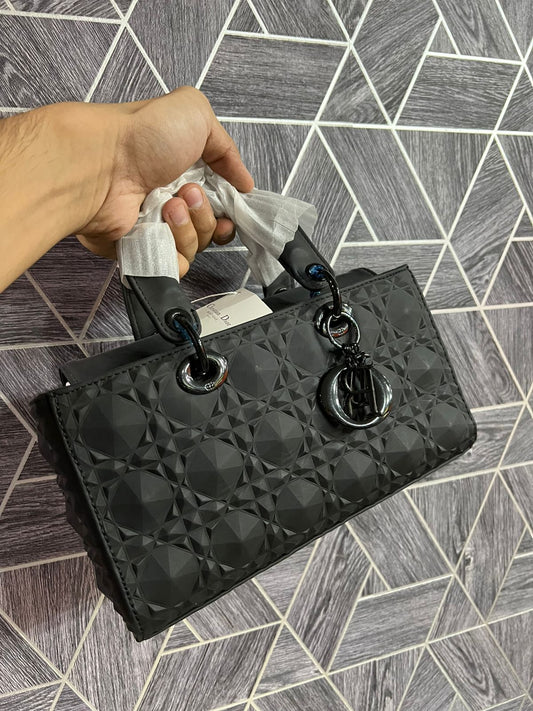 C-H-R-I-S-T-I-A-N D-I-O-R Lady D-Joy Medium Women Bag – Master Quality Edition (Black)