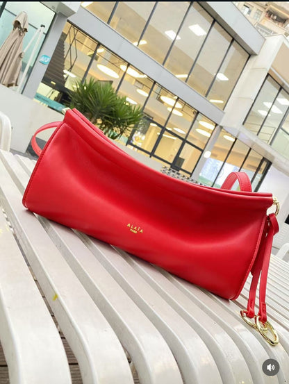 A-L-A-Ï-A Le Click East West Medium Shoulder Women Bag – Elegant Edition (Red)