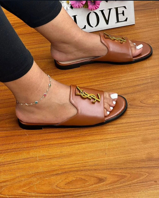 Y-S-L S-a-i-n-t L-a-u-r-e-n-t Flat Slippers – Official Model Women Footwear (Brown)