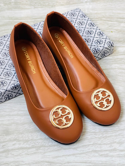 T-O-R-Y B-U-R-C-H Flat Pumps – Elegant Women Footwear (Brown)