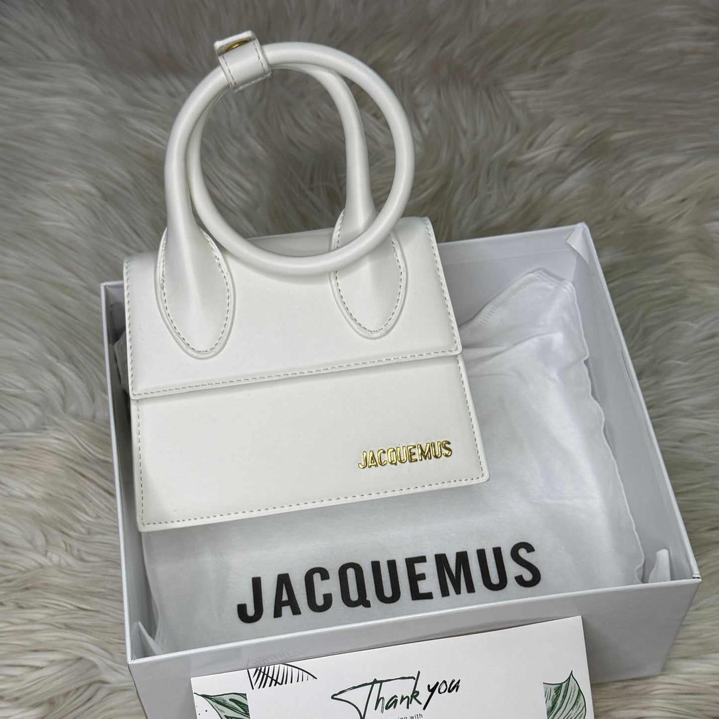 J-A-C-Q-U-E-M-U-S Le Grand Chiquito Tote – Luxe Mini Statement Women Bag (White*)