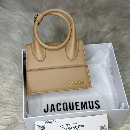 J-A-C-Q-U-E-M-U-S Le Grand Chiquito Tote – Luxe Mini Statement Women Bag (Beige-1)
