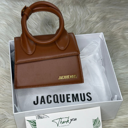 J-A-C-Q-U-E-M-U-S Le Grand Chiquito Tote – Luxe Mini Statement Women Bag (Brown-1)
