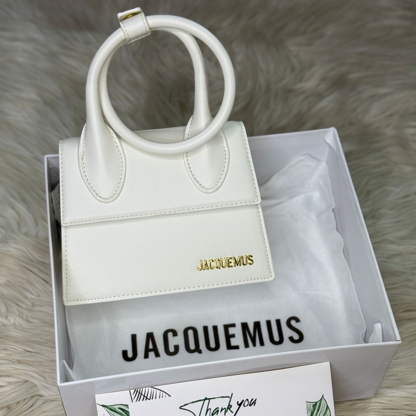 J-A-C-Q-U-E-M-U-S Le Grand Chiquito Tote – Luxe Mini Statement Women Bag (White*)