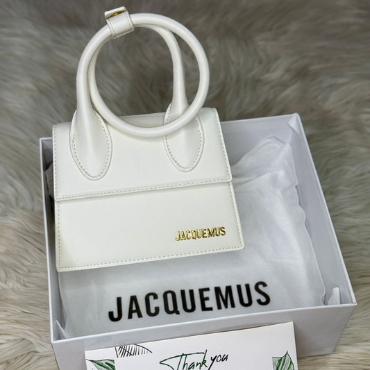 J-A-C-Q-U-E-M-U-S Le Grand Chiquito Tote – Luxe Mini Statement Women Bag (White*)