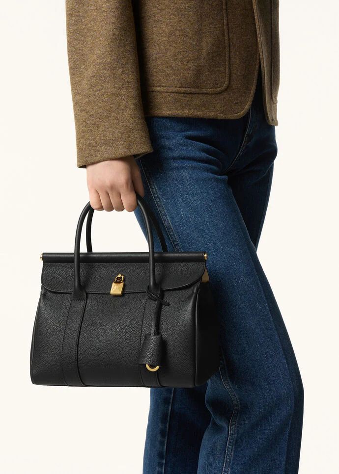 L-O-R-O P-I-A-N-A Loom Bag L32 – Refined Carry Women Bag (Black)