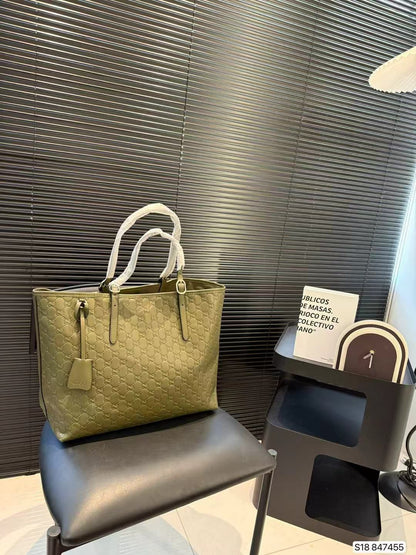 G-U-C-C-I Emblem Medium Tote – Signature Carry Women Bag (Green)