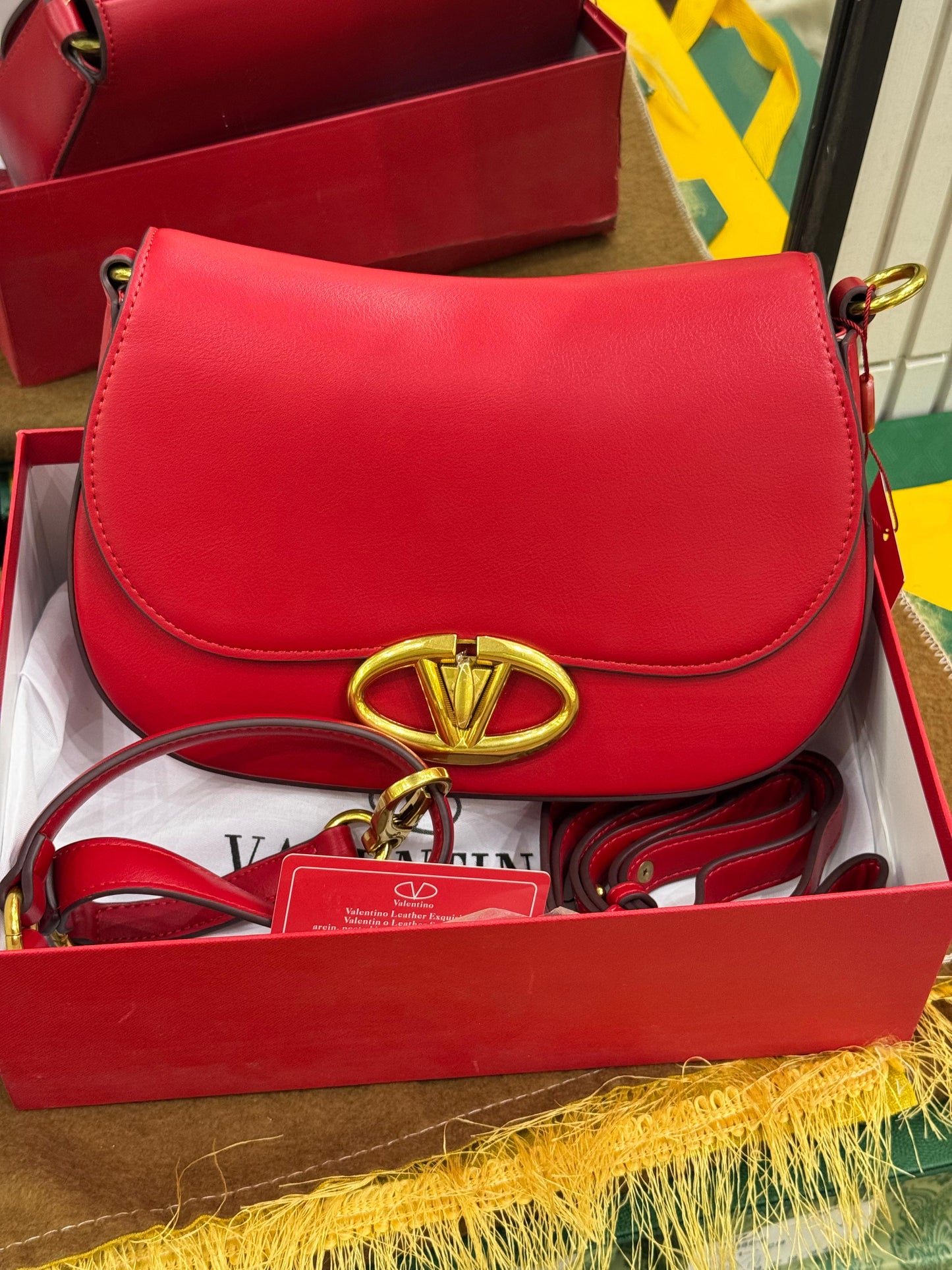 V-A-L-E-N-T-I-N-O G-A-R-A-V-A-N-I ‘OHVAL’ Small Shoulder Women Bag – Signature Curve Edition (Red)