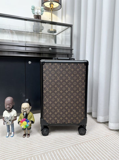 L-O-U-I-S V-U-I-T-T-O-N Monogram Luggage Bags – Travel Luxe Collection (Brown)