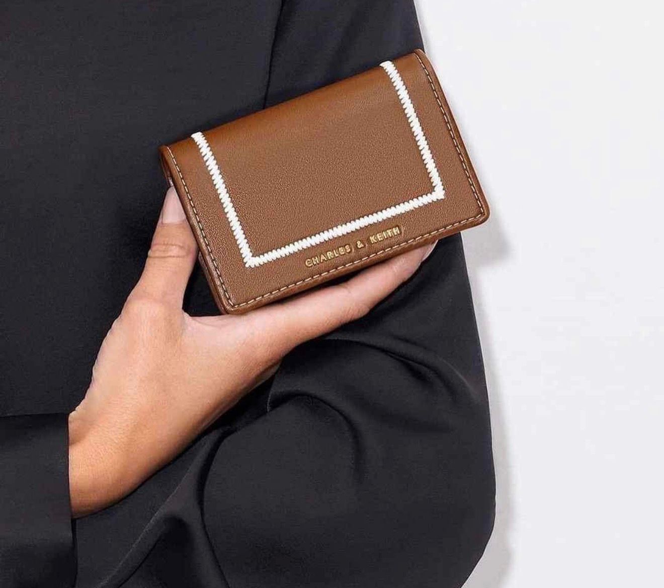 C-H-A-R-L-E-S & K-E-I-T-H Astra Contrast Trim Wallet – Compact Luxe Women Wallet (Brown)