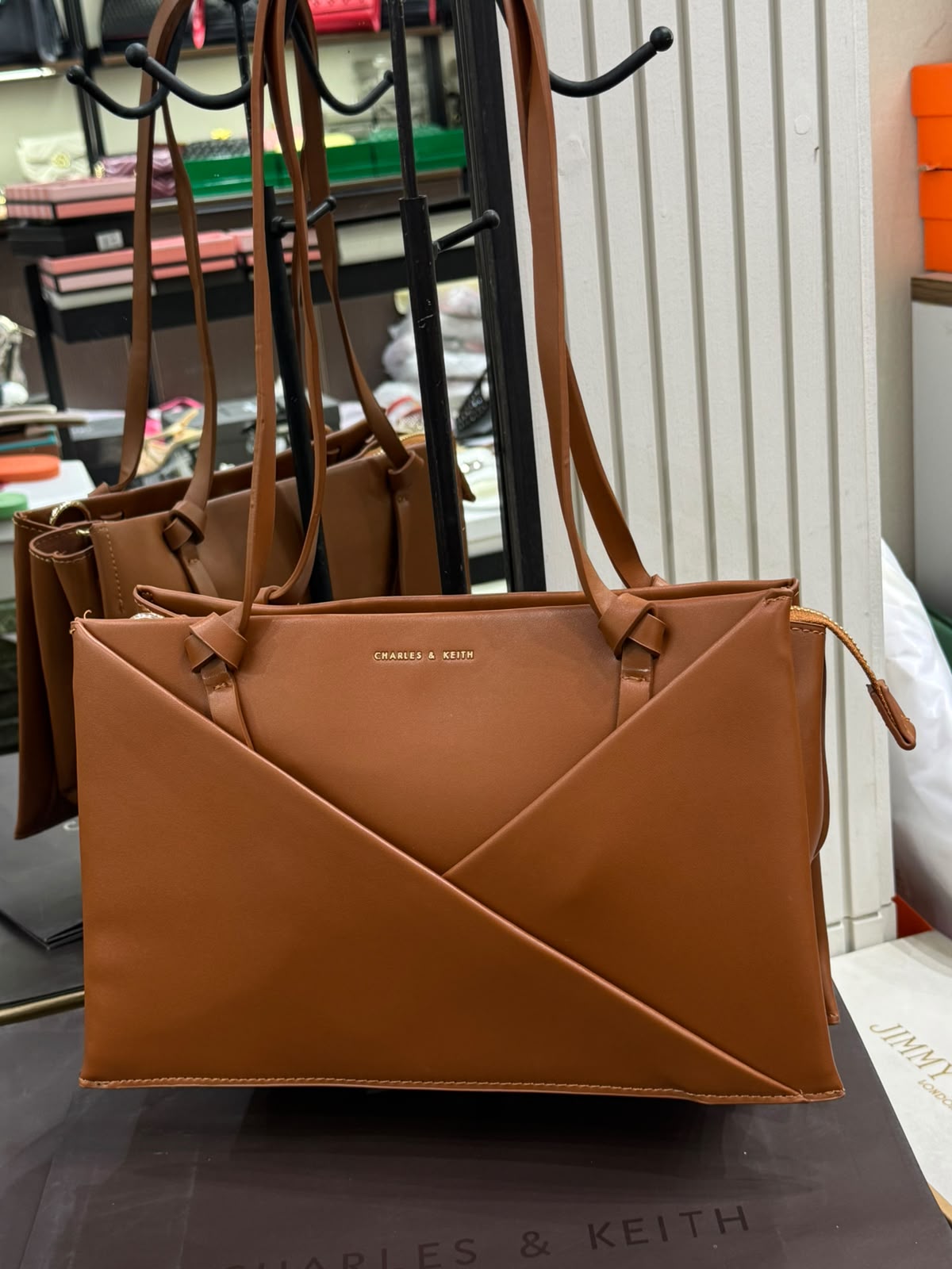 C-H-A-R-L-E-S & K-E-I-T-H Midori Geometric Tote – Modern Luxe Women Bag (Brown)