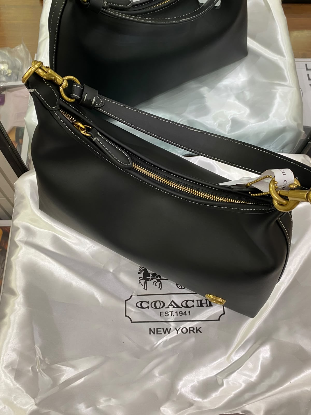 C-O-A-C-H Juliet Shoulder Bag – Everyday Luxe Women Bag (Black)