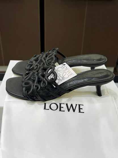 L-O-E-W-E Petal Anagram Slide in Soft Calfskin – Luxury Women Footwear (Black)