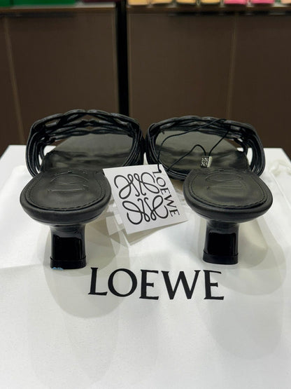 L-O-E-W-E Petal Anagram Slide in Soft Calfskin – Luxury Women Footwear (Black)