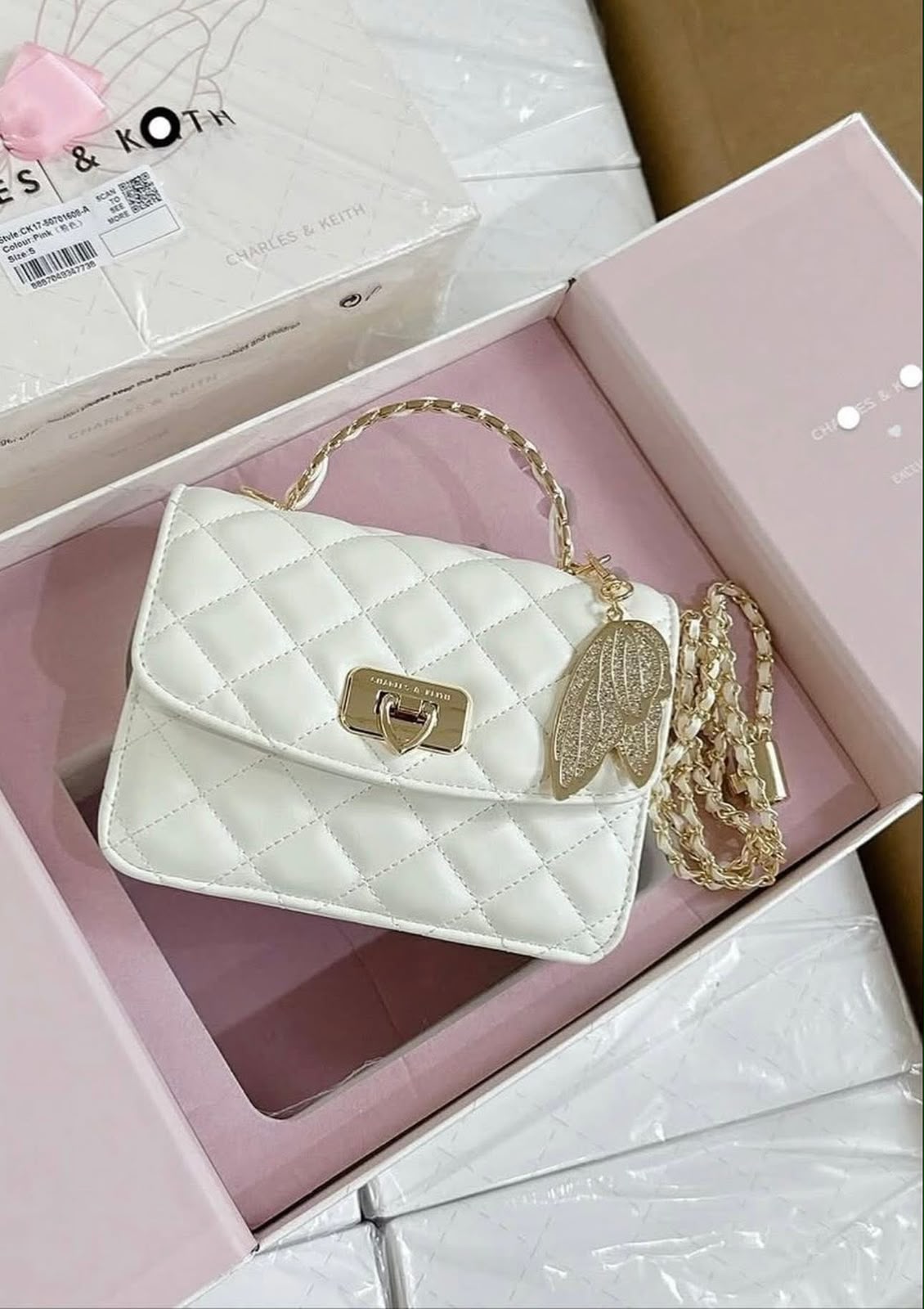 C-H-A-R-L-E-S & K-E-I-T-H Cressida Quilted Top Handle Bag – Elegant Luxe Women Bag (White)