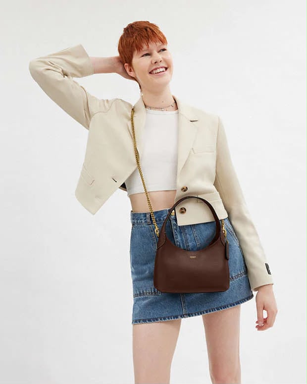 C-O-A-C-H Brooklyn Shoulder Bag 23 – Modern Luxe Women Bag (Brown)
