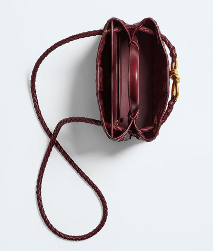 B-O-T-T-E-G-A V-E-N-E-T-A Small Andiamo Bag – Signature Luxe Women Bag (Maroon)