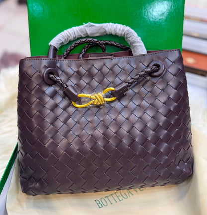 B-O-T-T-E-G-A V-E-N-E-T-A Small Andiamo Bag – Signature Luxe Women Bag (Brown-1)