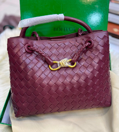 B-O-T-T-E-G-A V-E-N-E-T-A Small Andiamo Bag – Signature Luxe Women Bag (Maroon)