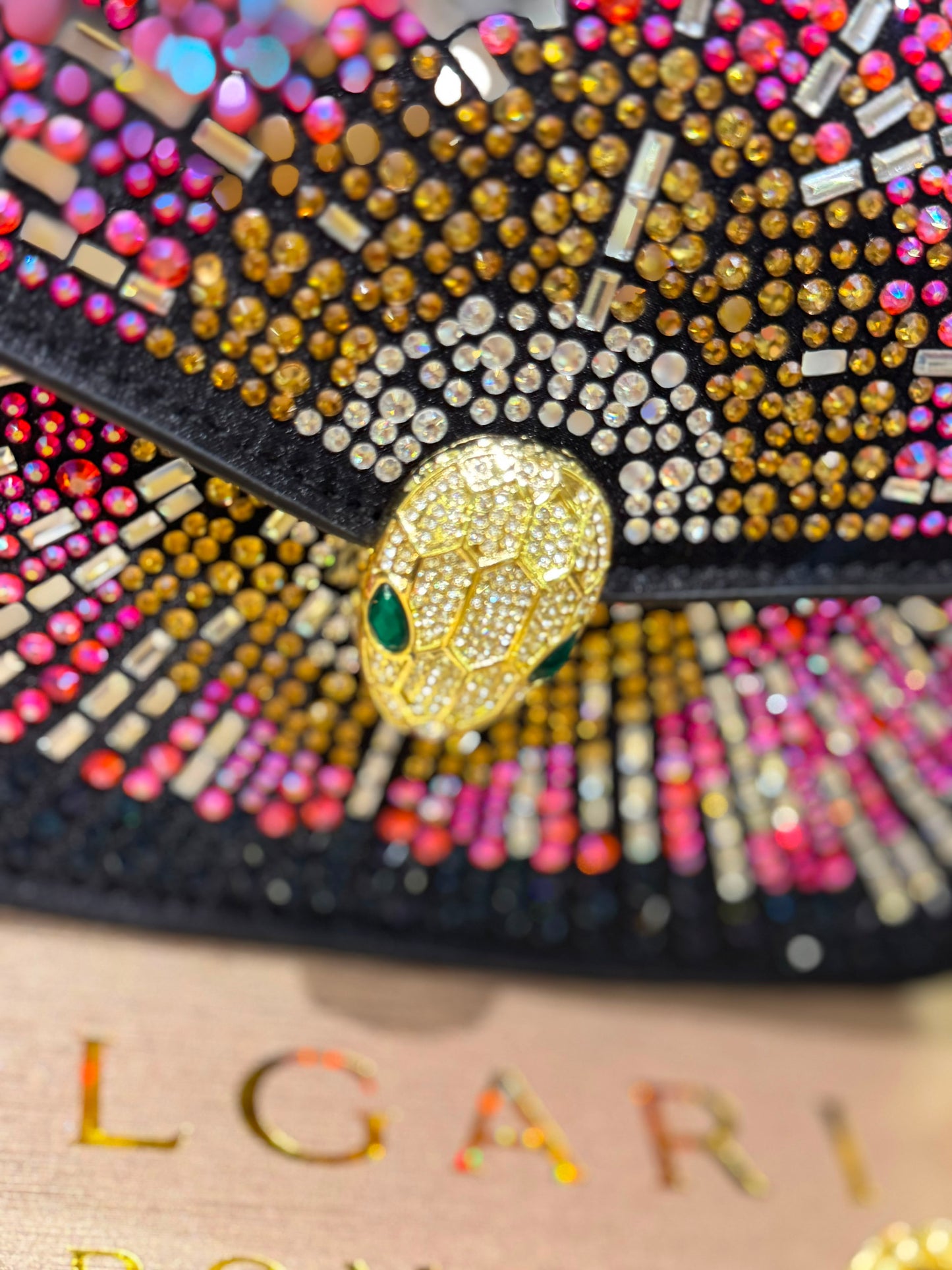B-V-L-G-A-R-I Serpenti Forever Day-to-Night Shoulder Bag – Signature Luxe Women Bag (Black)